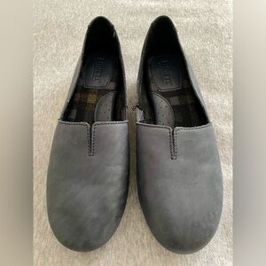 Born Women’s Size 6 Blue Sebra Flat Slip On Casual Leather Loafer Shoe D74634